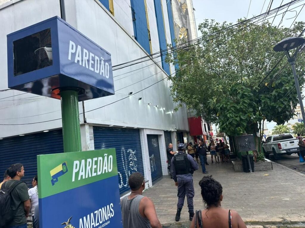 Corpo de Homem Encontrado em Lixeira no Centro de Manaus: Investigação em Andamento Imagem do artigo