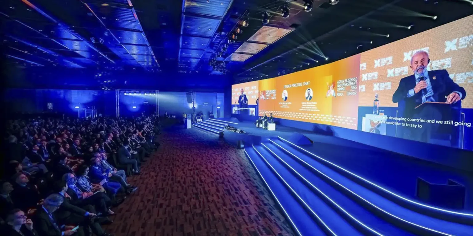 Lula Defende Fortalecimento de Parcerias Internacionais em Reunião na Malásia Imagem do artigo