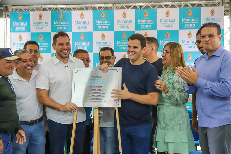 Vice-Prefeito Renato Junior Reinaugura Escola Municipal Após 20 Anos de Espera Imagem do artigo