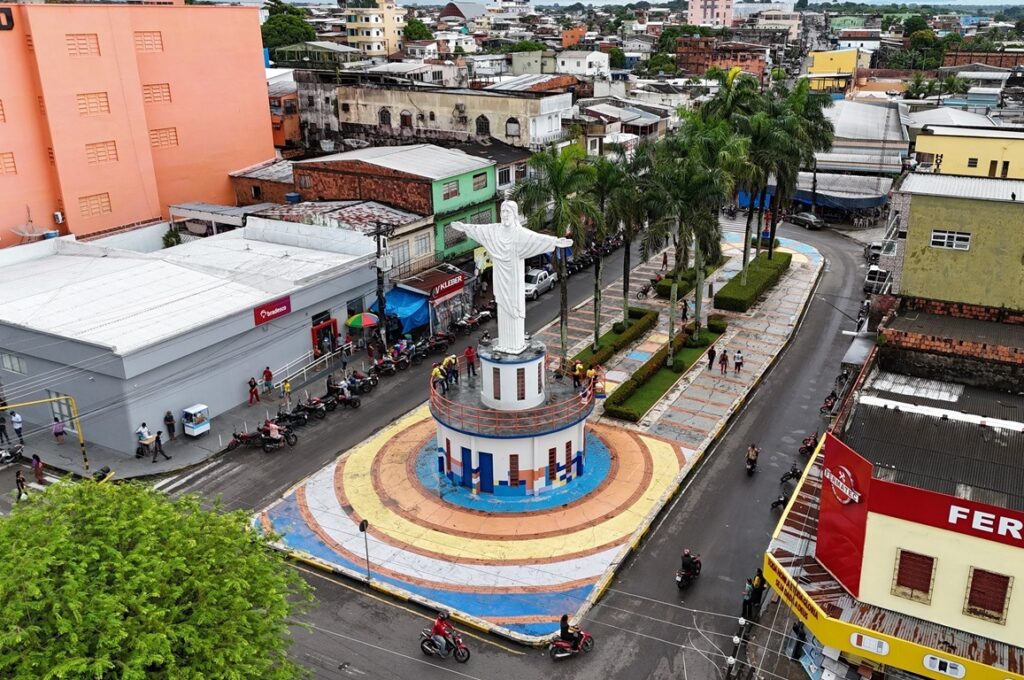 Prefeitura de Coari Anuncia Gastos Milionários com Shows de Réveillon