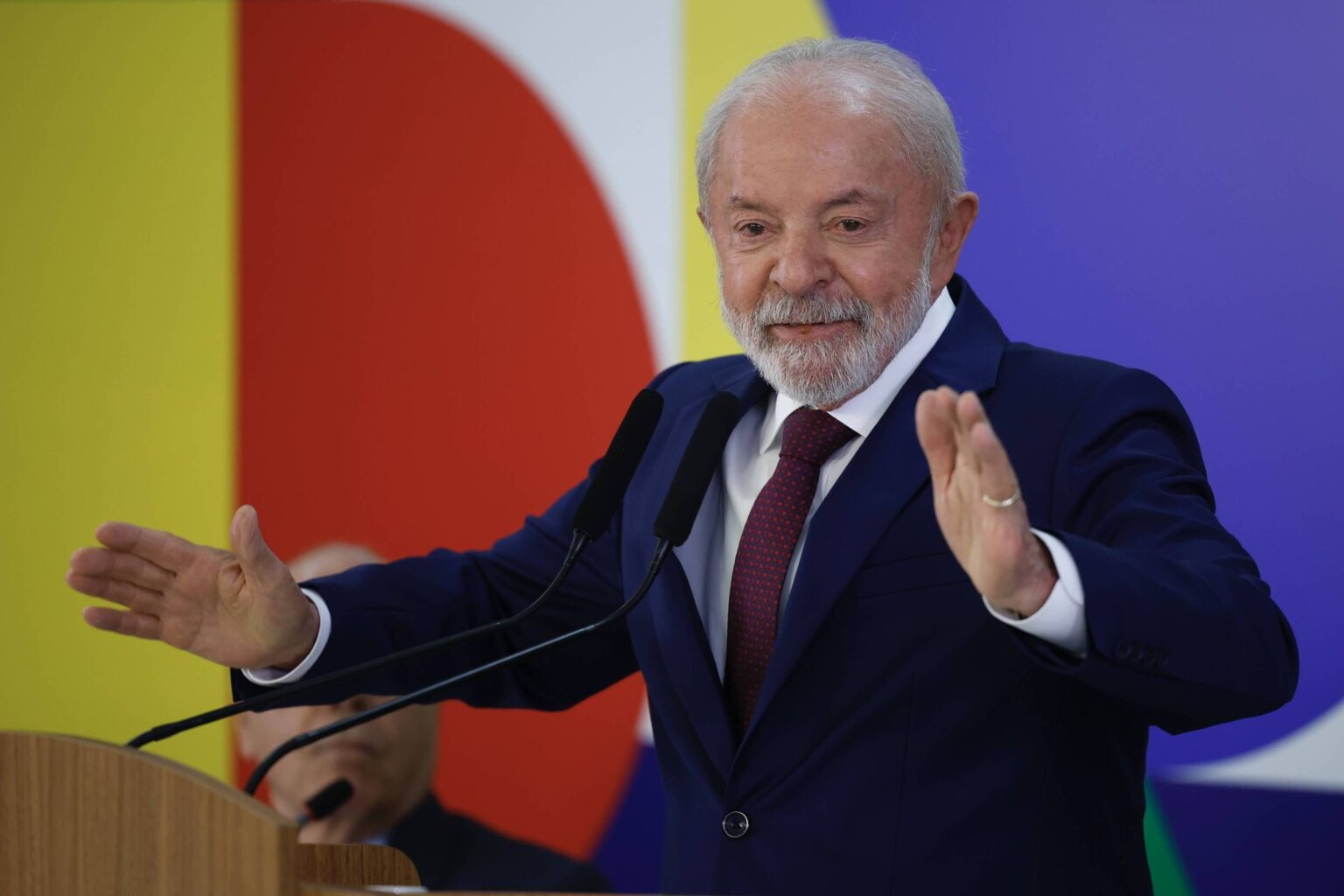 Retrospectiva Política de 2025: Reviravoltas e Desafios no Cenário Brasileiro