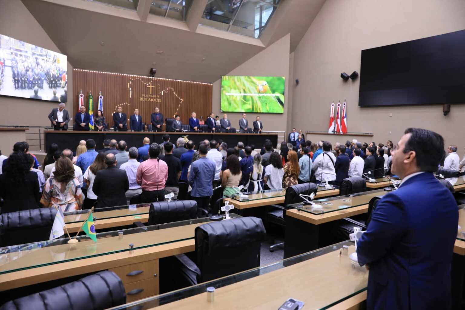 Assembleia do Amazonas Destaca Importância da Zona Franca em Dia do Comércio Exterior