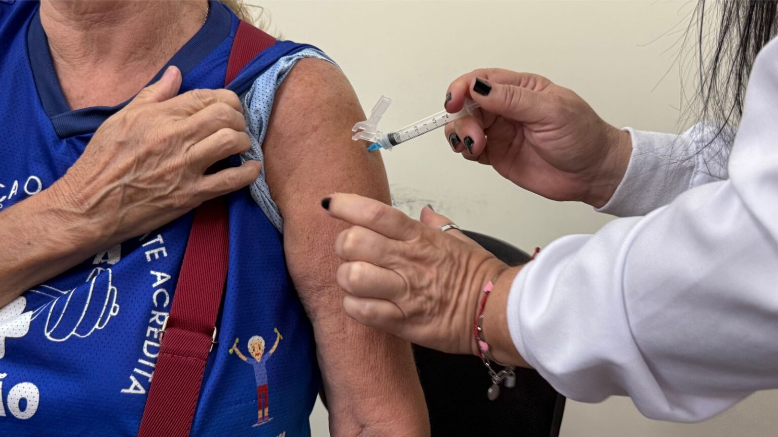 Baixa Adesão à Vacina da Gripe em Manaus: Menos de 30% do Público Prioritário Imunizado