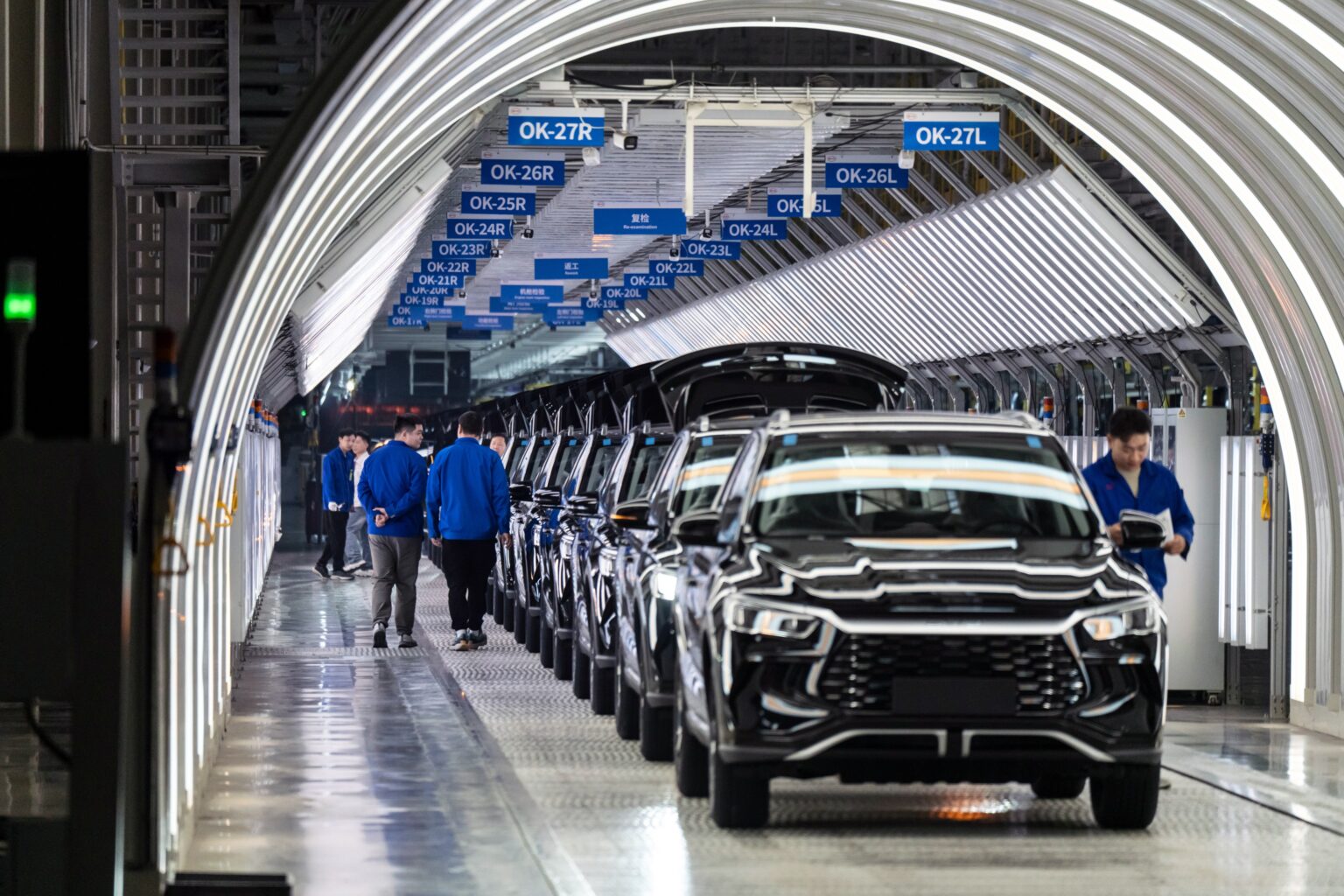 BYD Vende 4,6 Milhões de Carros e Pode Superar a Tesla Como Liderança em Elétricos Até 2025