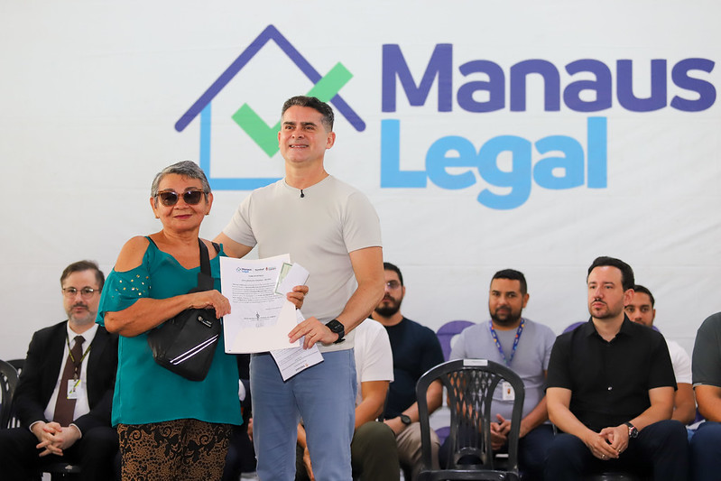 David Almeida Encera Espera Histórica e Entrega 350 Registros de Imóveis em Betânia David Almeida Encera Espera Histórica e Entrega 350 Registros de Imóveis em Betânia