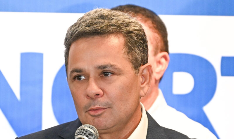 Ensino Técnico em Foco: Tadeu de Souza e a Juventude do Amazonas Ensino Técnico em Foco: Tadeu de Souza e a Juventude do Amazonas