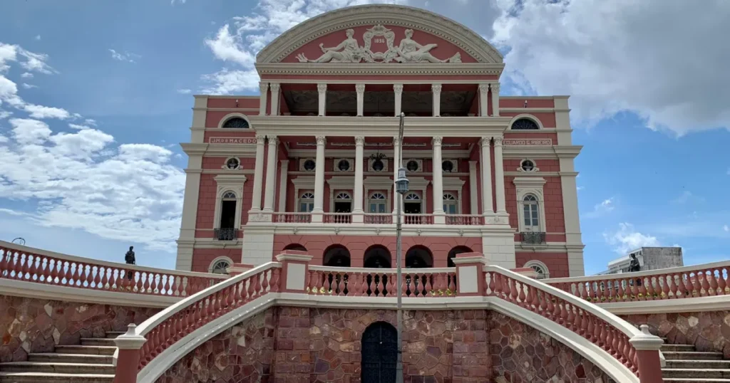 Manaus: A Capital Amazônica como Destino Global em 2026