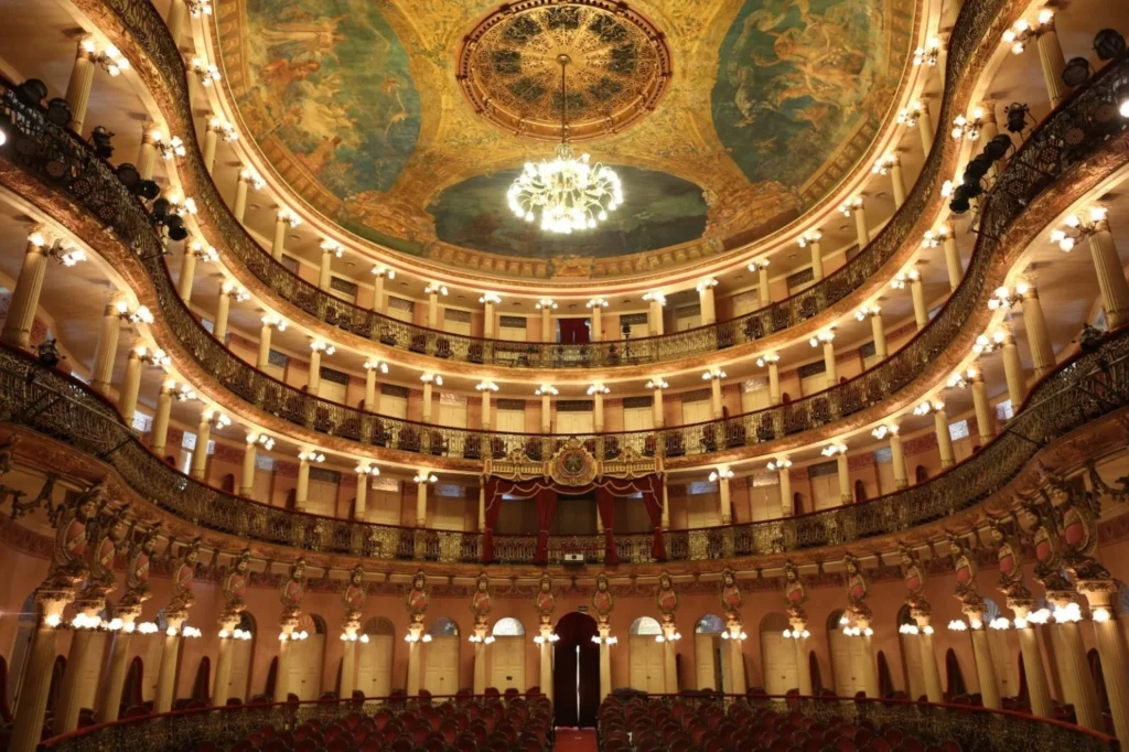 Manaus se Destaca em Pesquisa Global de Viagens para 2026