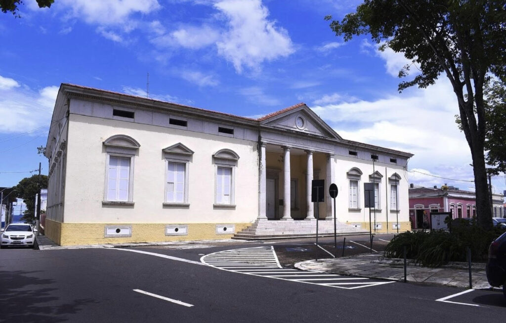 Museu da Cidade de Manaus Lança Exposição Internacional de Jacques Menassa em 2026