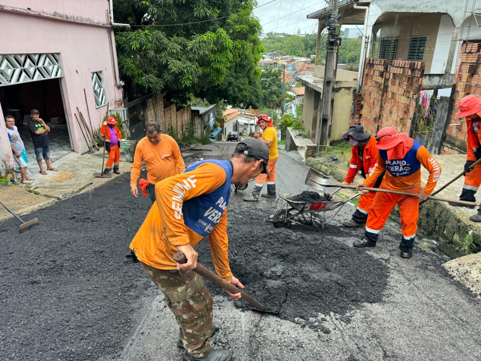 Recuperação Asfáltica em Manaus: Rua Amazonas Ganha Melhorias na Zona Leste