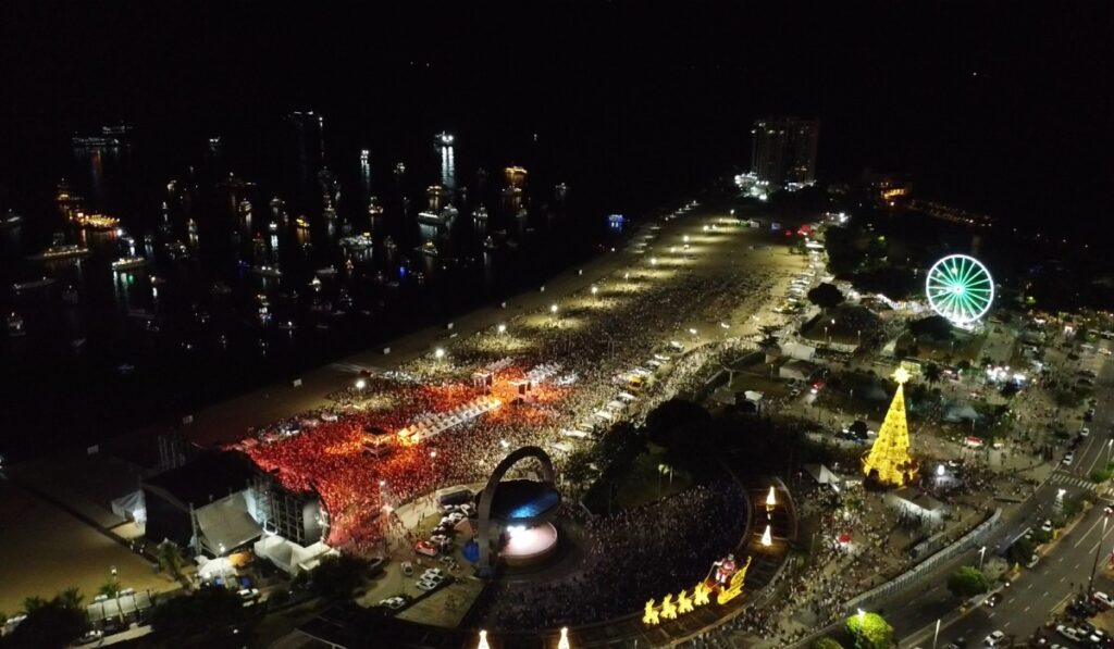 Réveillon 2026: Celebrações e Show de Fogos na Ponta Negra de Manaus