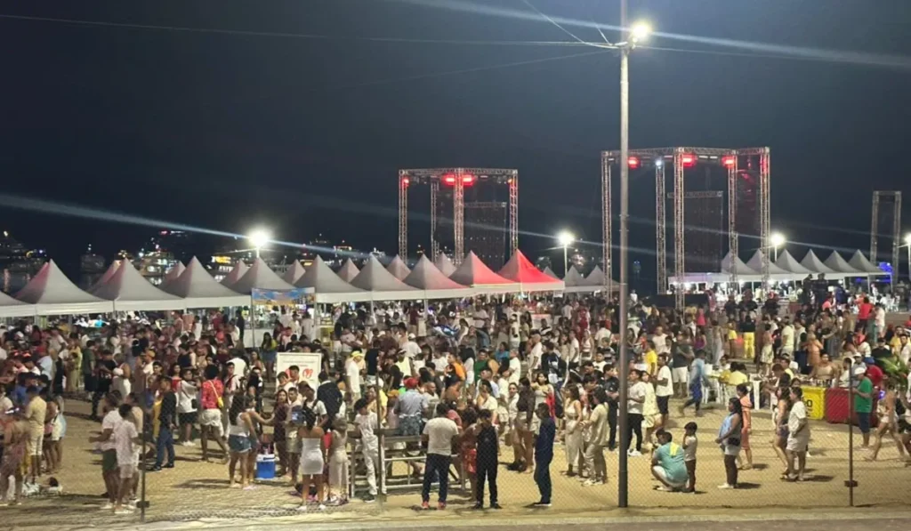 Réveillon 2026 em Manaus: Celebrando na Ponta Negra com Grandes Shows!
