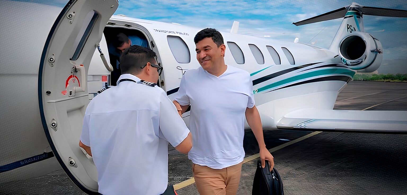 Secretário de Manaus Viaja em Jato de Empresários e Levanta Questionamentos Legais