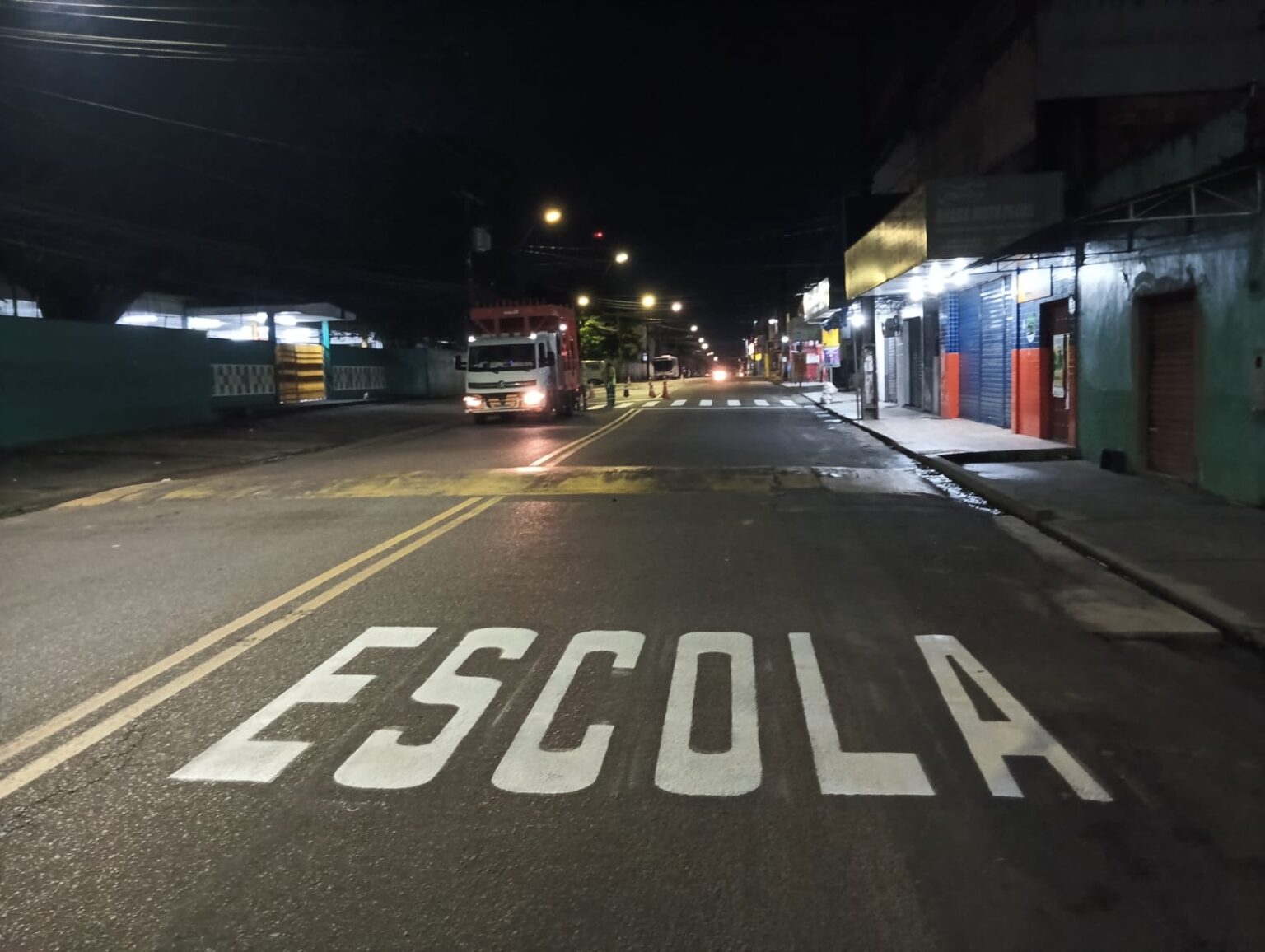 Segurança Viária nas Escolas de Manaus: Prefeitura Intensifica Ações de Sinalização