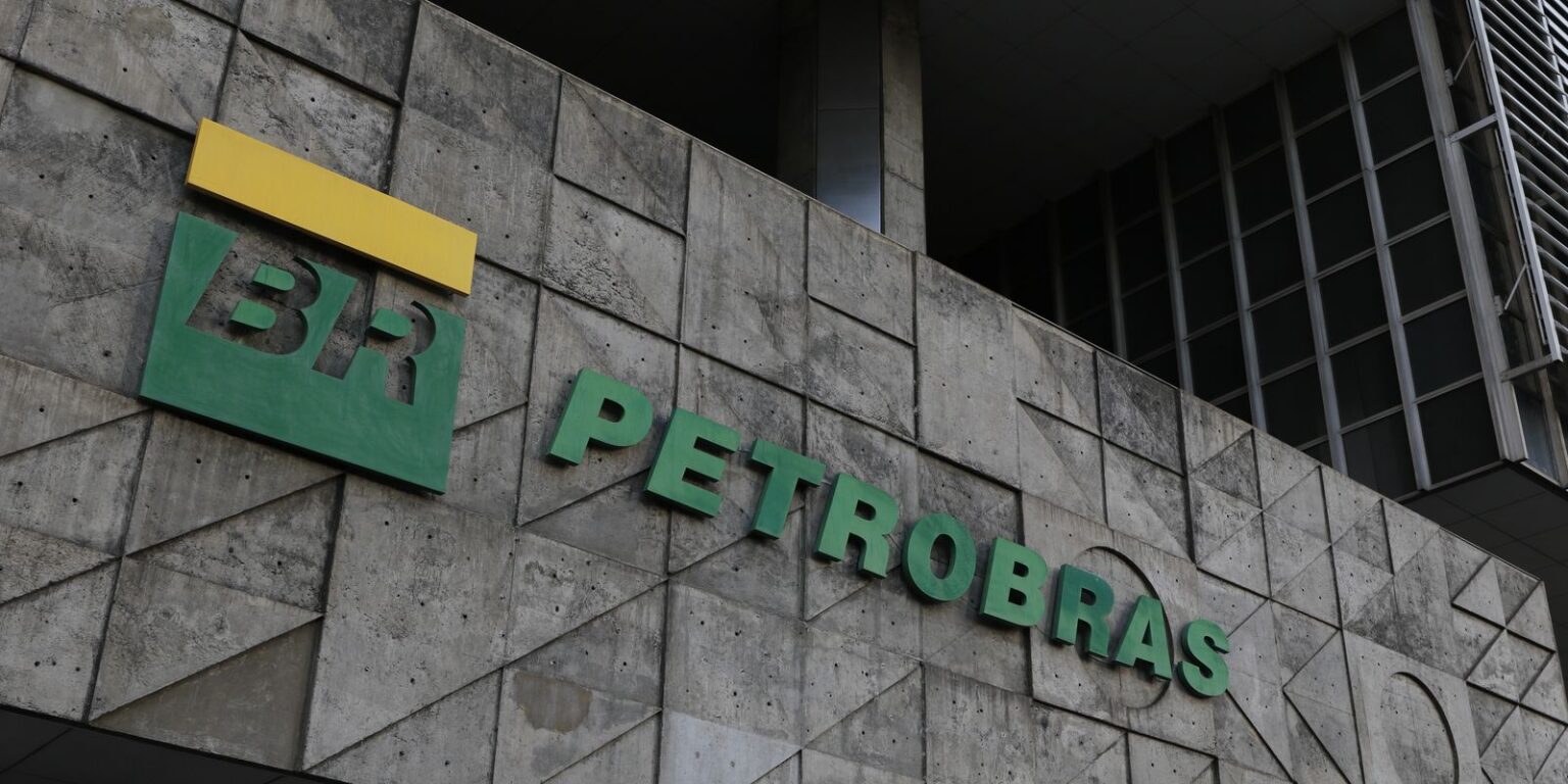 Vazamento de Fluído na Foz do Rio Amazonas: Petrobras Confirma Incidente