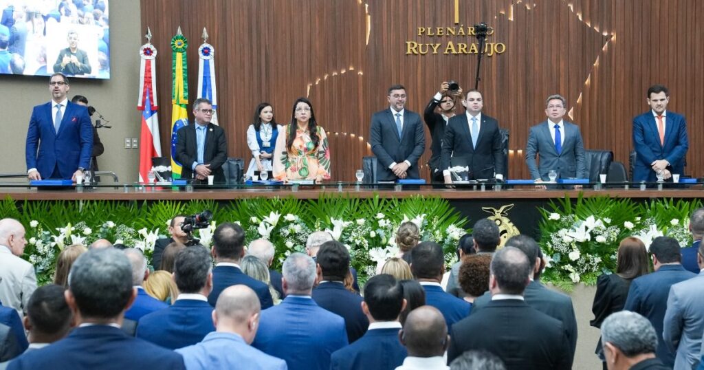Abertura dos Trabalhos Legislativos em Manaus: Câmara Municipal Marca Presença