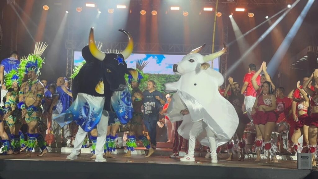 Carnaboi 2026: Garantido e Caprichoso Brilham em Manaus com Espetáculo Vibrante Carnaboi 2026: Garantido e Caprichoso Brilham em Manaus com Espetáculo Vibrante