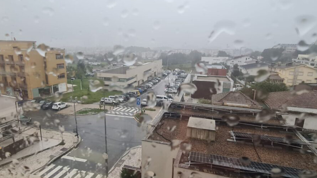Condições Meteorológicas Severas: Chuva, Vento e Neve no Peneda-Gerês Condições Meteorológicas Severas: Chuva, Vento e Neve no Peneda-Gerês