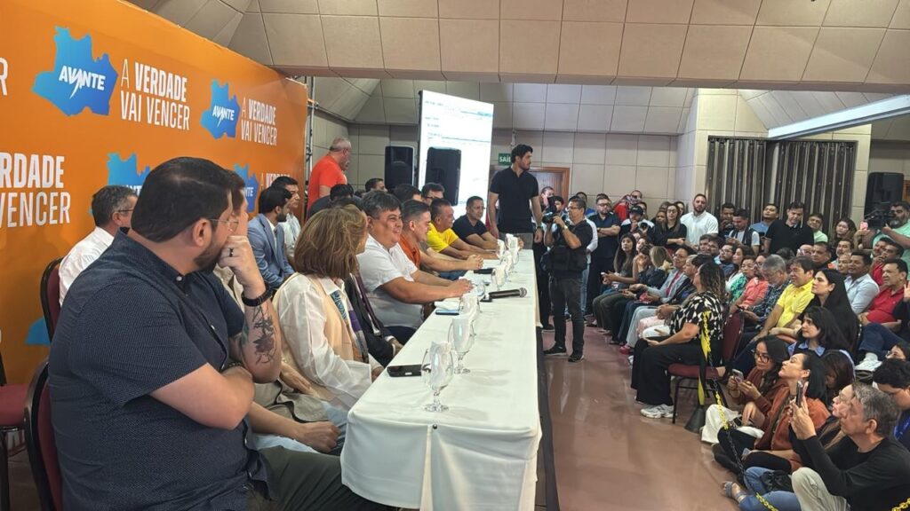 David Almeida Lança Pré-Candidatura ao Governo do Amazonas em 2026 David Almeida Lança Pré-Candidatura ao Governo do Amazonas em 2026