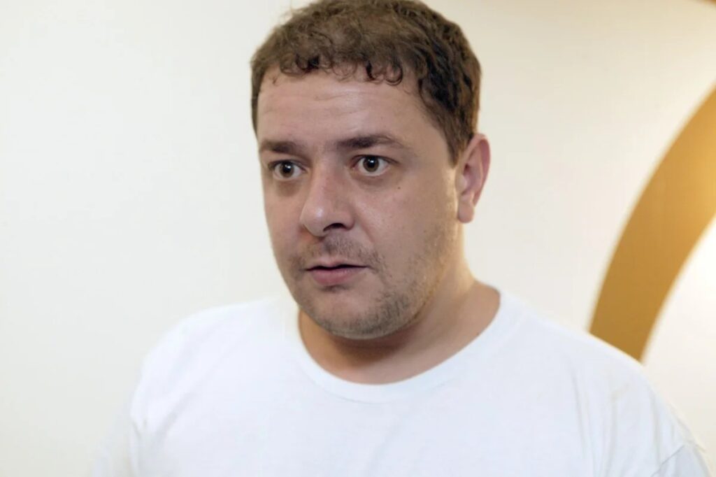 Defesa de Lulinha é Fortalecida em Meio a Investigações do INSS: ‘Lula Autoriza a PF a Investigar’ Defesa de Lulinha é Fortalecida em Meio a Investigações do INSS: 'Lula Autoriza a PF a Investigar'