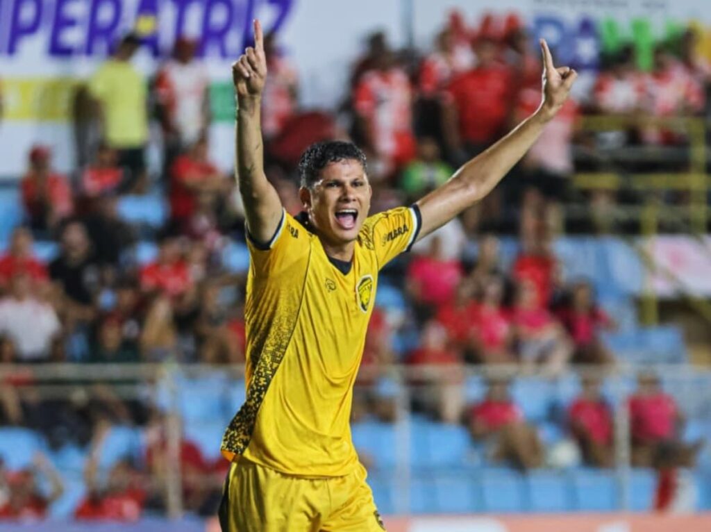 Erick Varão Celebra Fase Brilhante no Amazonas: “Com certeza mais leve” Erick Varão Celebra Fase Brilhante no Amazonas: "Com certeza mais leve"