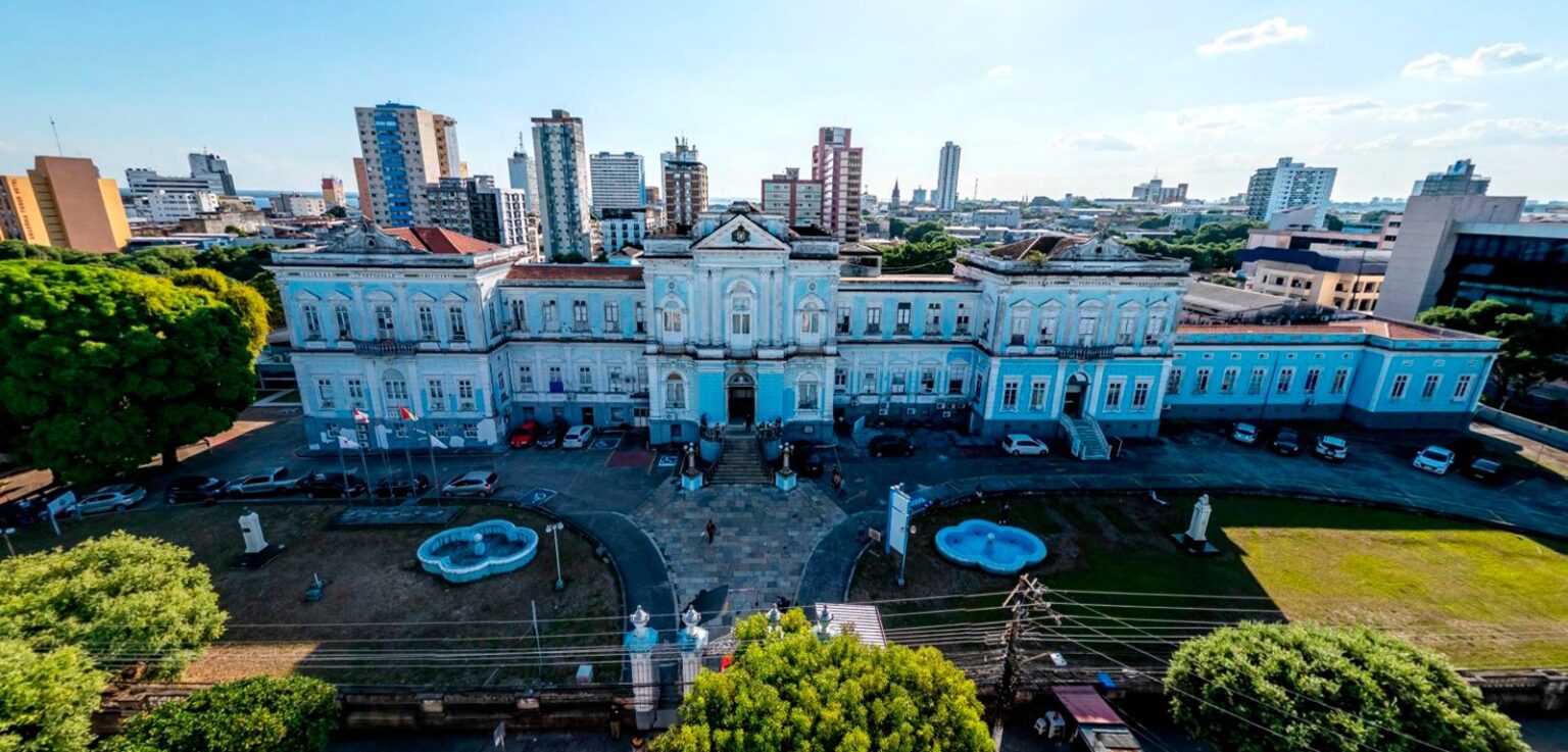 Funcionários do Hospital Beneficente Português Denunciam Atrasos Salariais e Coação