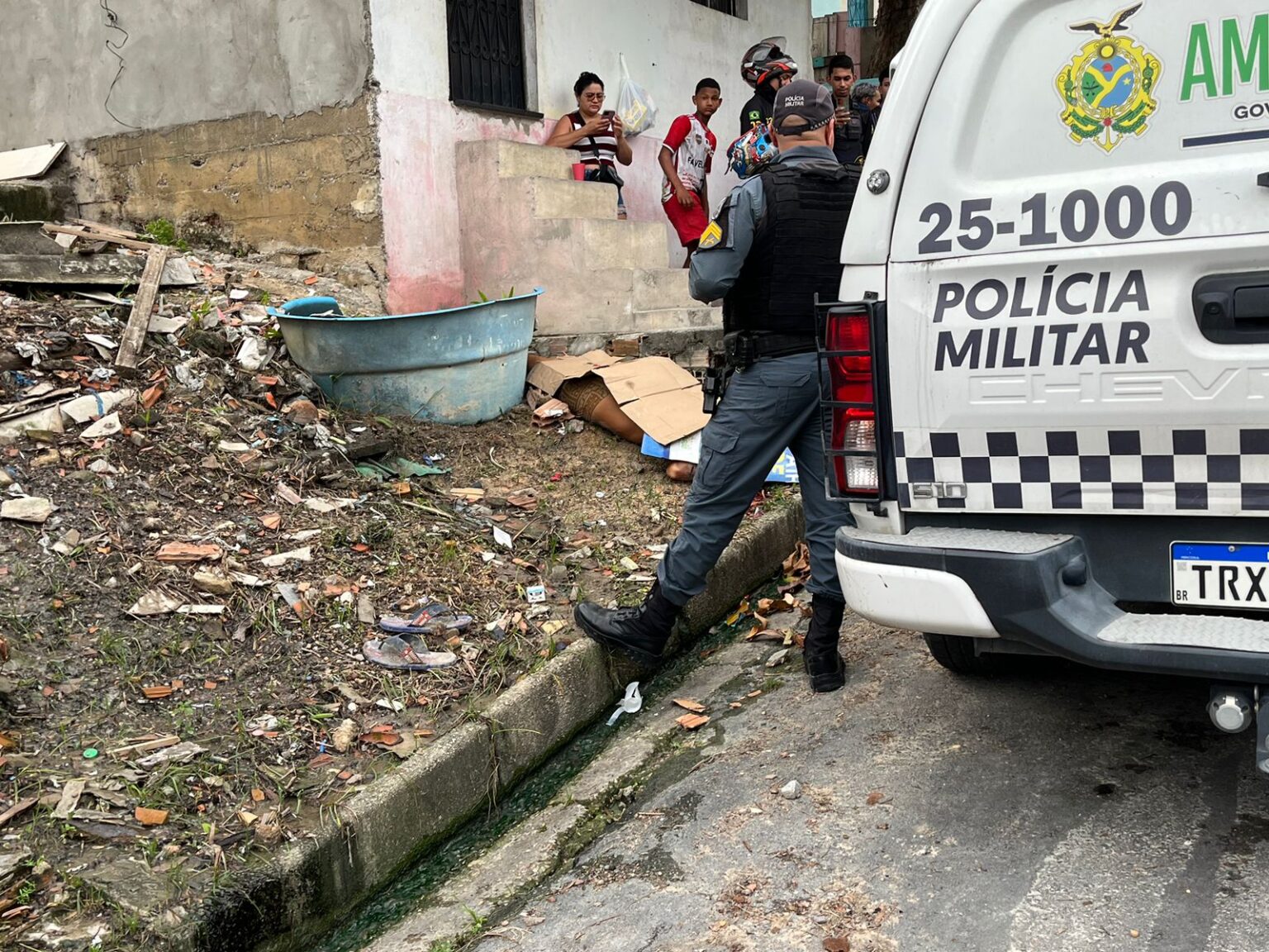 Homicídio Chocante em Manaus: Homem é Executado a Tiros na Zona Leste Homicídio Chocante em Manaus: Homem é Executado a Tiros na Zona Leste