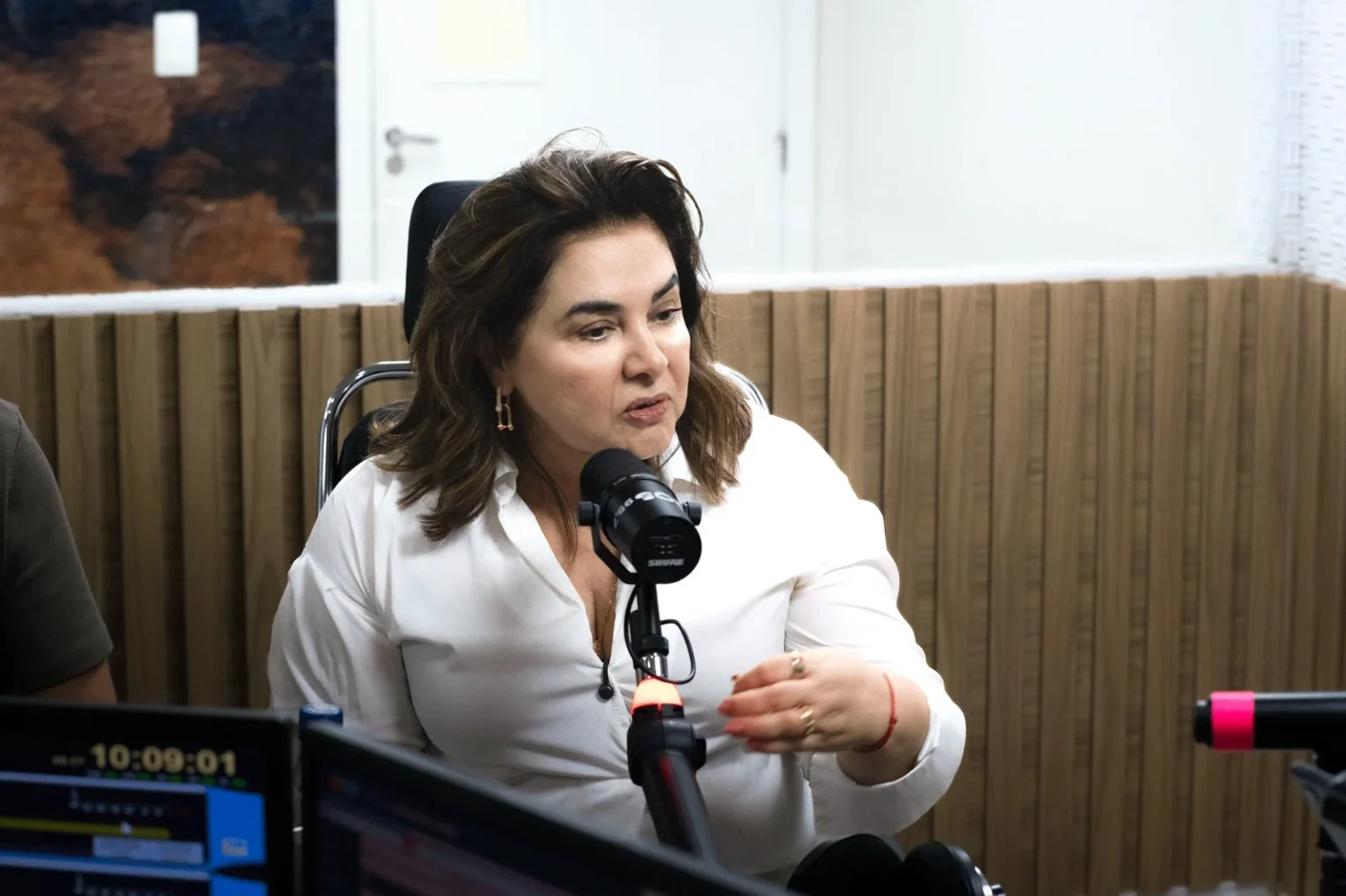 Maria do Carmo critica postura de David Almeida e projeta eleições de 2026