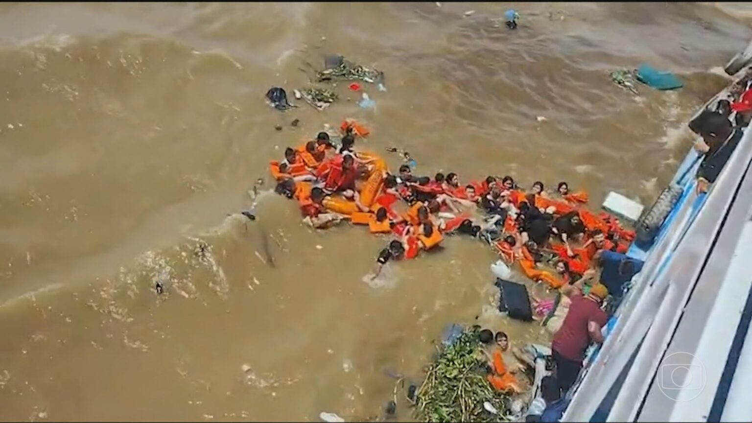 Número de Desaparecidos em Naufrágio no Amazonas Cai para Cinco; Entenda os Detalhes Número de Desaparecidos em Naufrágio no Amazonas Cai para Cinco; Entenda os Detalhes