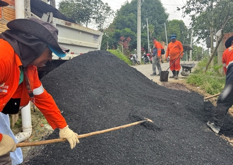 Pavimentação Asfáltica na Comunidade Coliseu Transforma Vidas em Manaus Pavimentação Asfáltica na Comunidade Coliseu Transforma Vidas em Manaus