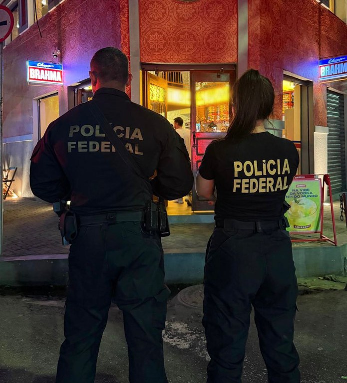 Polícia Federal Combate Segurança Clandestina em Manaus: Ação em Bares e Casas Noturnas Polícia Federal Combate Segurança Clandestina em Manaus: Ação em Bares e Casas Noturnas