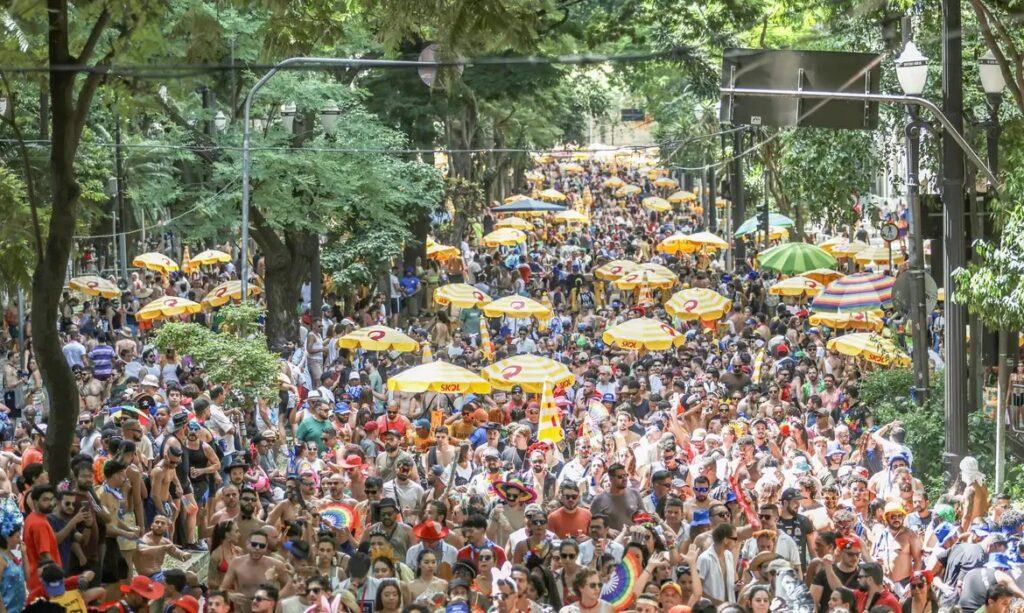 Pós-Carnaval em São Paulo: BaianaSystem e Daniela Mercury Brilham na Festa Pós-Carnaval em São Paulo: BaianaSystem e Daniela Mercury Brilham na Festa