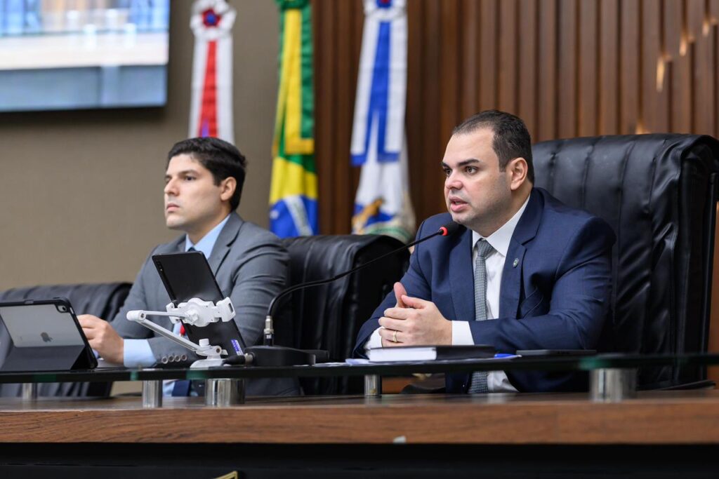 Roberto Cidade exige solução da Amazonas Energia para falta de energia em comunidades de Manicoré