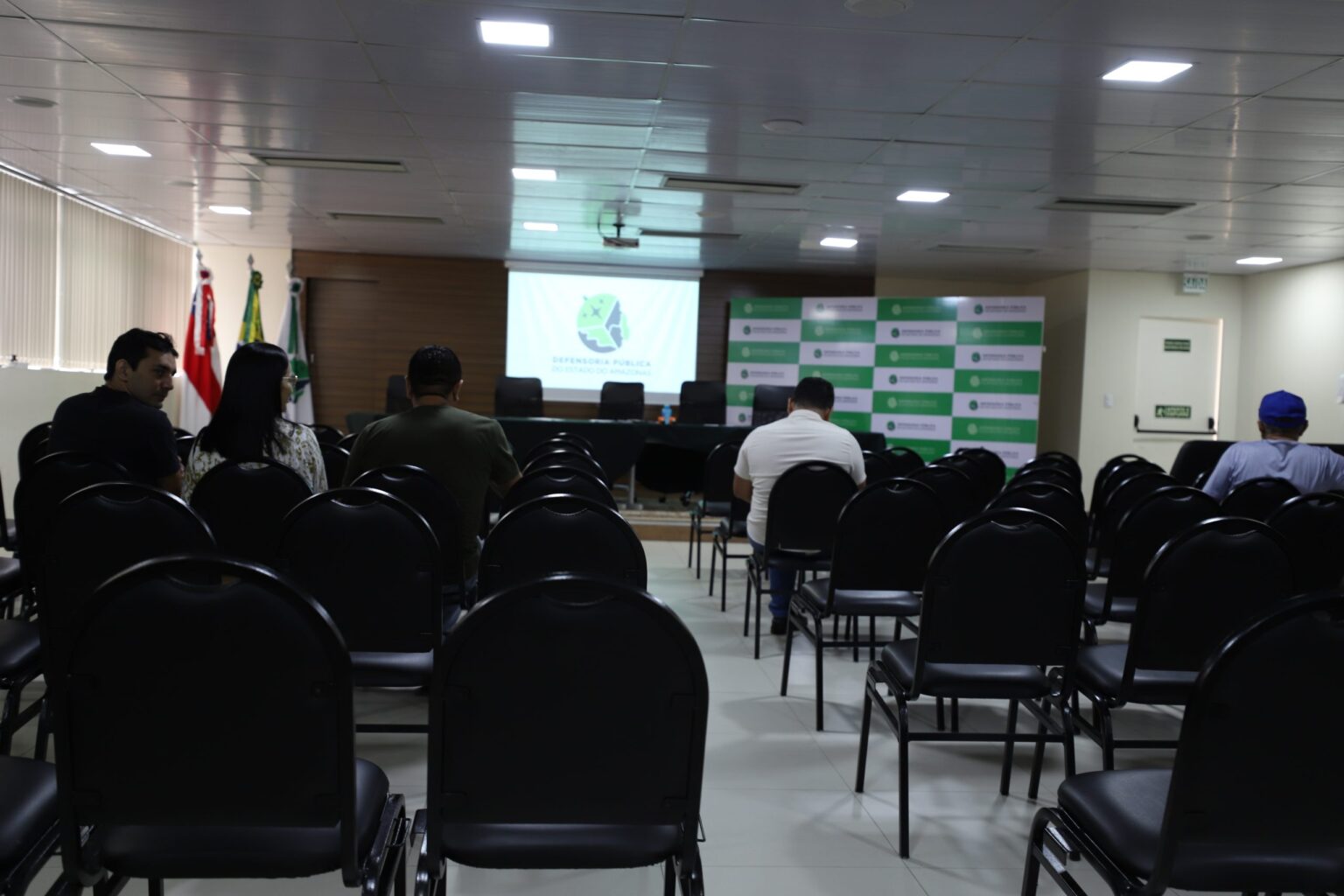 Seminário Democracia e Direitos Humanos: DPE-AM Lança Edital para Trabalhos Acadêmicos