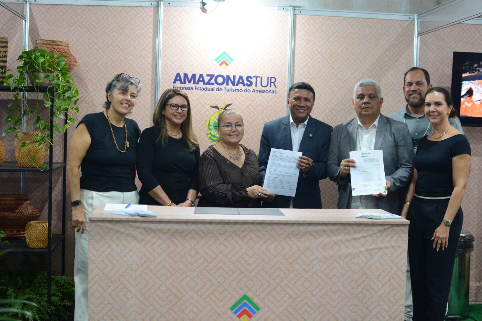Amazonastur Impulsiona Turismo com Parcerias Estratégicas na ExpoPIM 2026
