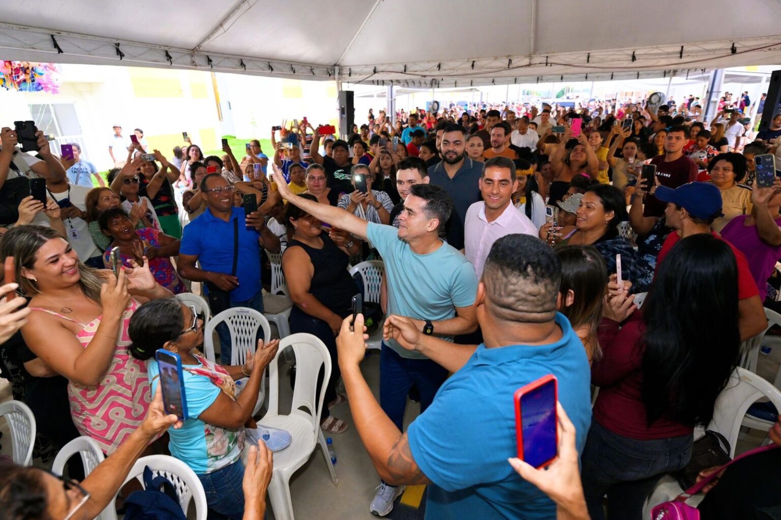 David Almeida Lança Pré-Candidatura ao Governo do Amazonas em Grande Estilo