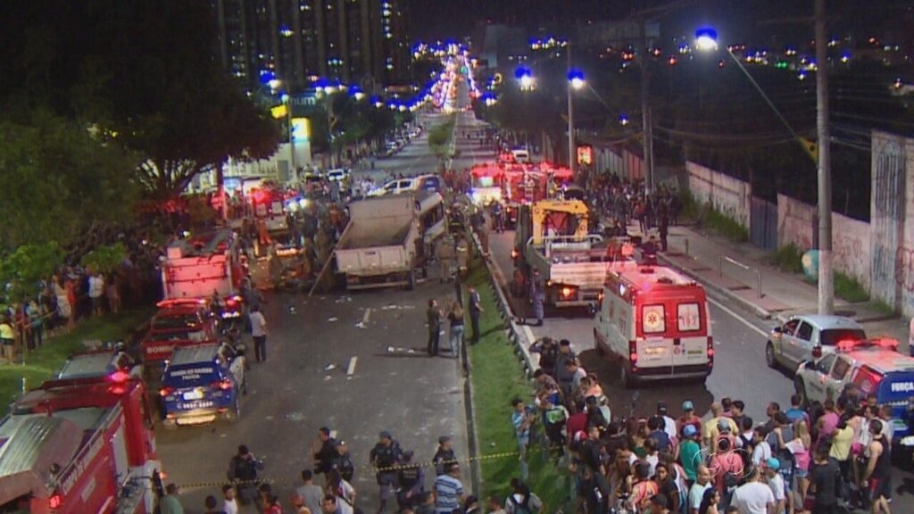 Doze Anos Após Tragédia em Manaus: Famílias e Sobreviventes Lamentam o Acidente Entre Micro-ônibus e