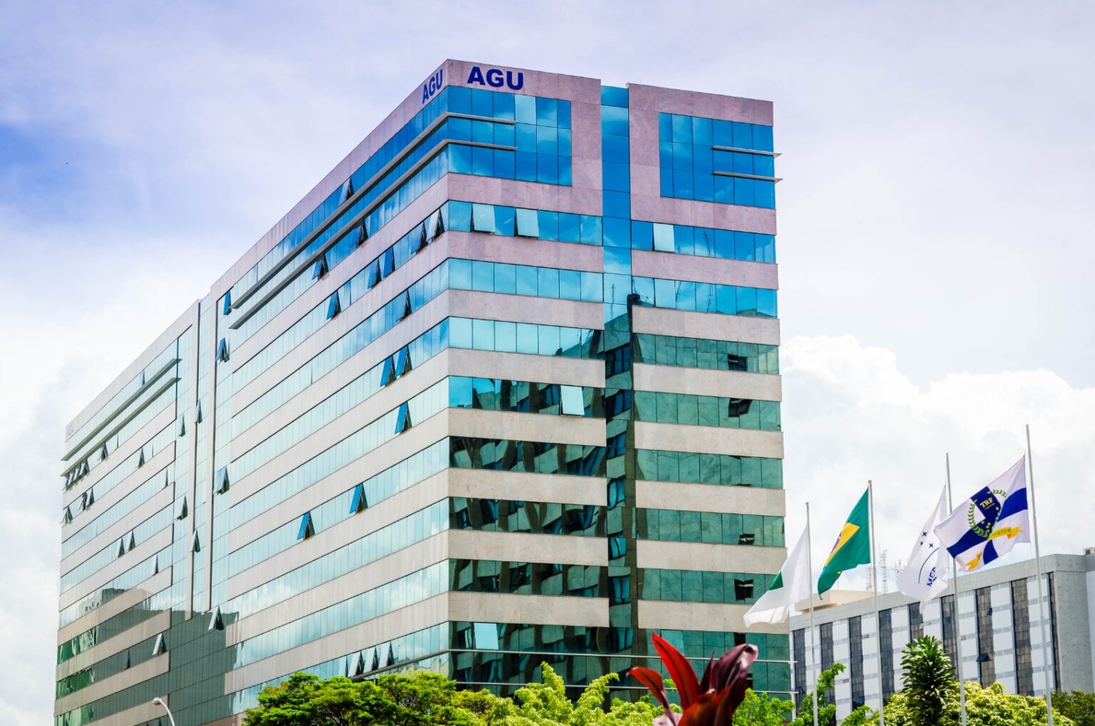 Empresas Condenadas a Ressarcir INSS por Morte de Trabalhador em Manaus