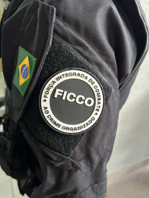 FICCO/AM Realiza Apreensão de Barras de Ouro em Manaus FICCO/AM Realiza Apreensão de Barras de Ouro em Manaus