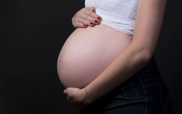 Homem é Detido por Agredir Ex-Grávida em Manaus | Violência Doméstica em Foco Homem é Detido por Agredir Ex-Grávida em Manaus | Violência Doméstica em Foco