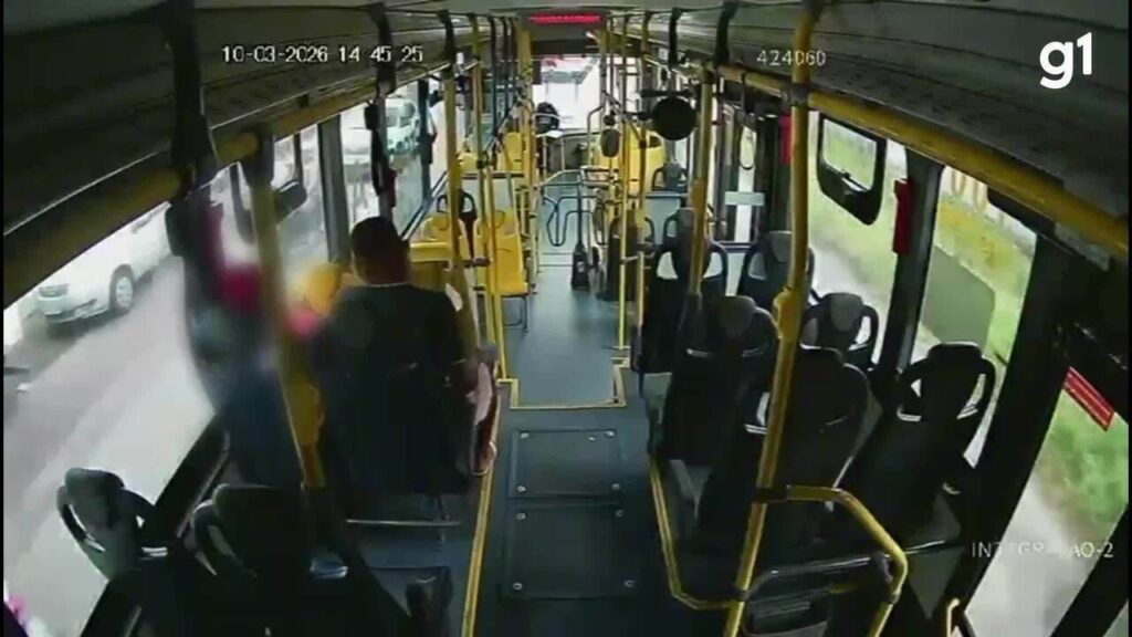 Homem é preso por esfaquear passageira em assalto a ônibus em Manaus
