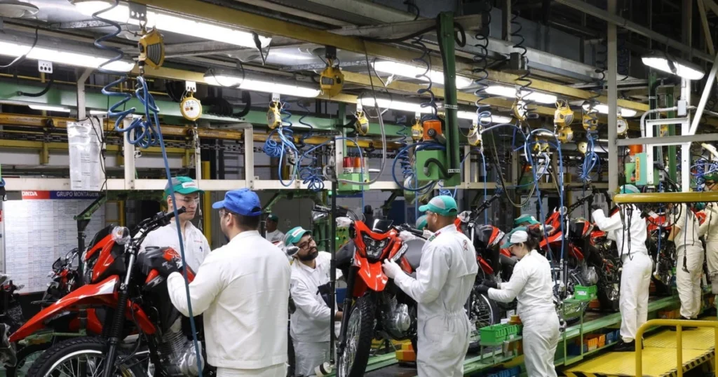 Honda Atinge Marco Histórico com 32 Milhões de Motocicletas Produzidas em Manaus