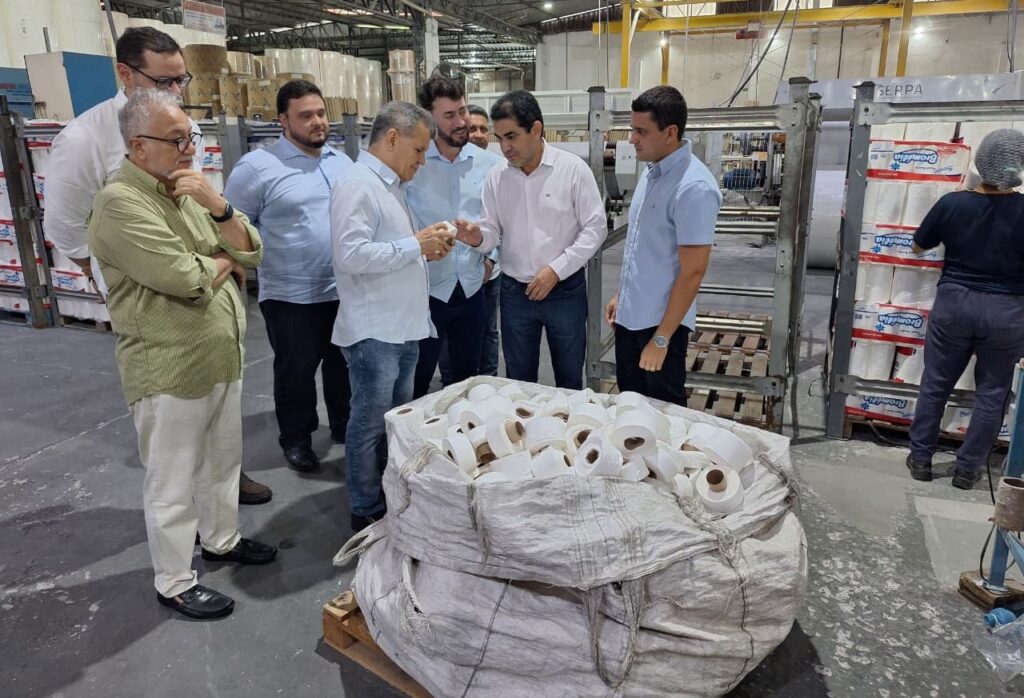 Jakspel Expande sua Produção: Suframa Visita Fábrica em Manaus