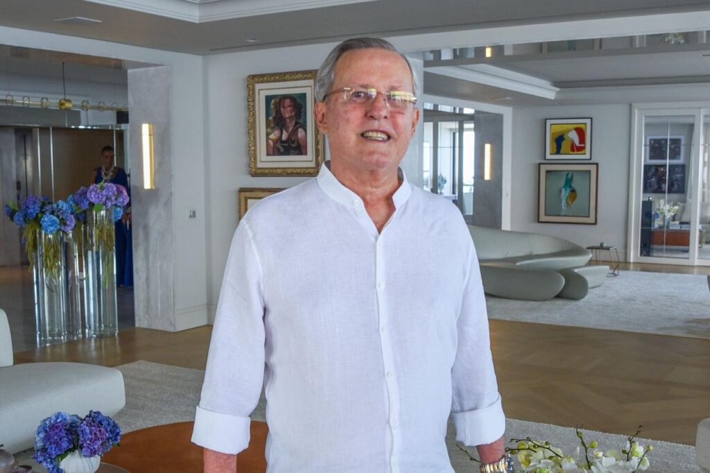 Luiz Mendonça Filho Recebe Medalha Visconde de Cairu e Título de Cidadão de Salvador Luiz Mendonça Filho Recebe Medalha Visconde de Cairu e Título de Cidadão de Salvador