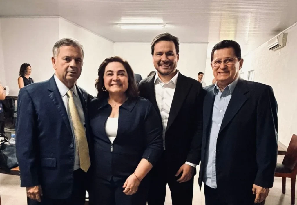 Maria do Carmo Grava Inserções com Flávio Bolsonaro para Eleições 2024