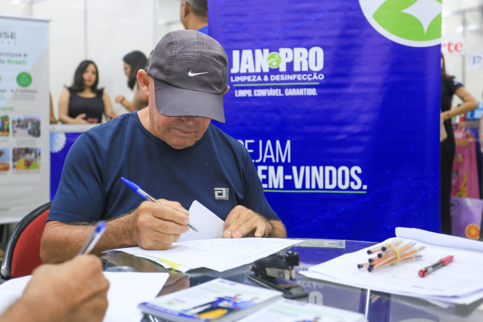 Megaevento de Empregabilidade em Manaus Oferece 2 Mil Vagas de Emprego Megaevento de Empregabilidade em Manaus Oferece 2 Mil Vagas de Emprego