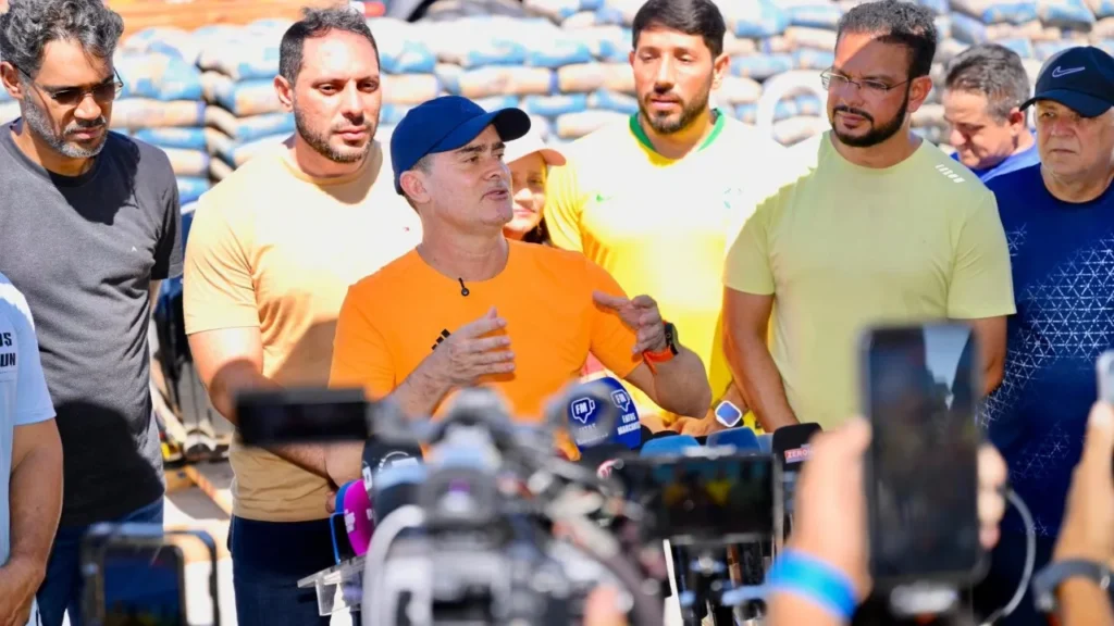 Prefeito de Manaus promete eliminar escolas de madeira até 2026