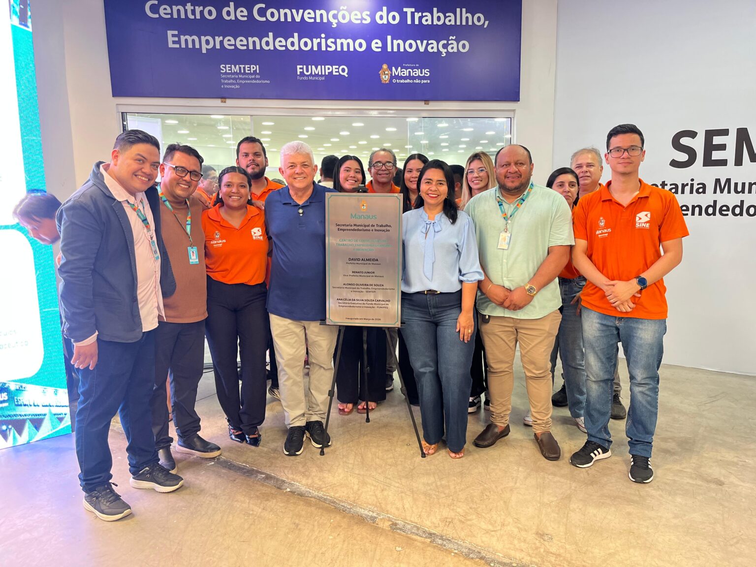 Prefeitura de Manaus Inaugura Centro de Convenções e Realiza 3º Megafeirão de Empregabilidade Prefeitura de Manaus Inaugura Centro de Convenções e Realiza 3º Megafeirão de Empregabilidade