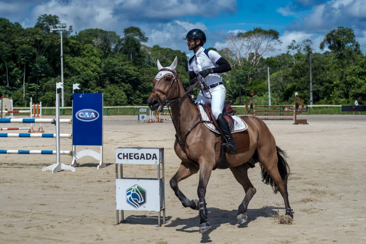 Salta Manaus 2026: Celebração dos 30 anos do Hipismo no Amazonas une atletas e público Salta Manaus 2026: Celebração dos 30 anos do Hipismo no Amazonas une atletas e público