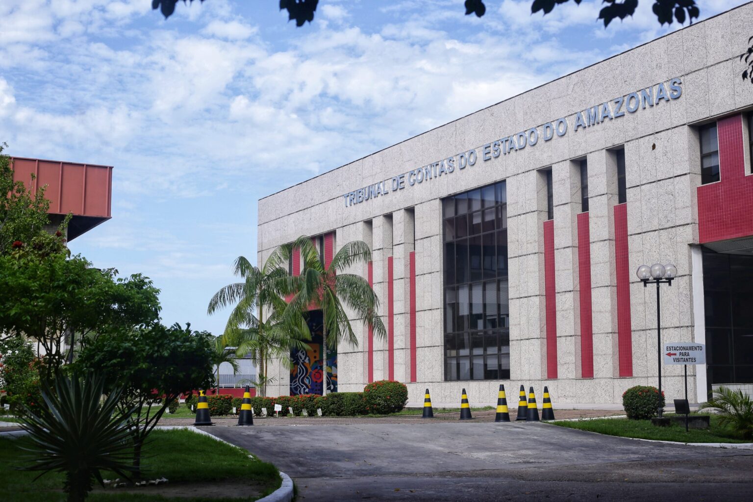 TCE-AM Avalia 95 Processos em Julgamento na Sessão de 24 de Outubro